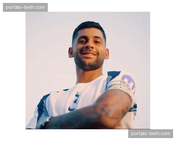 热刺罗梅罗上抢后快速出球，阿根廷中卫转换发起作用